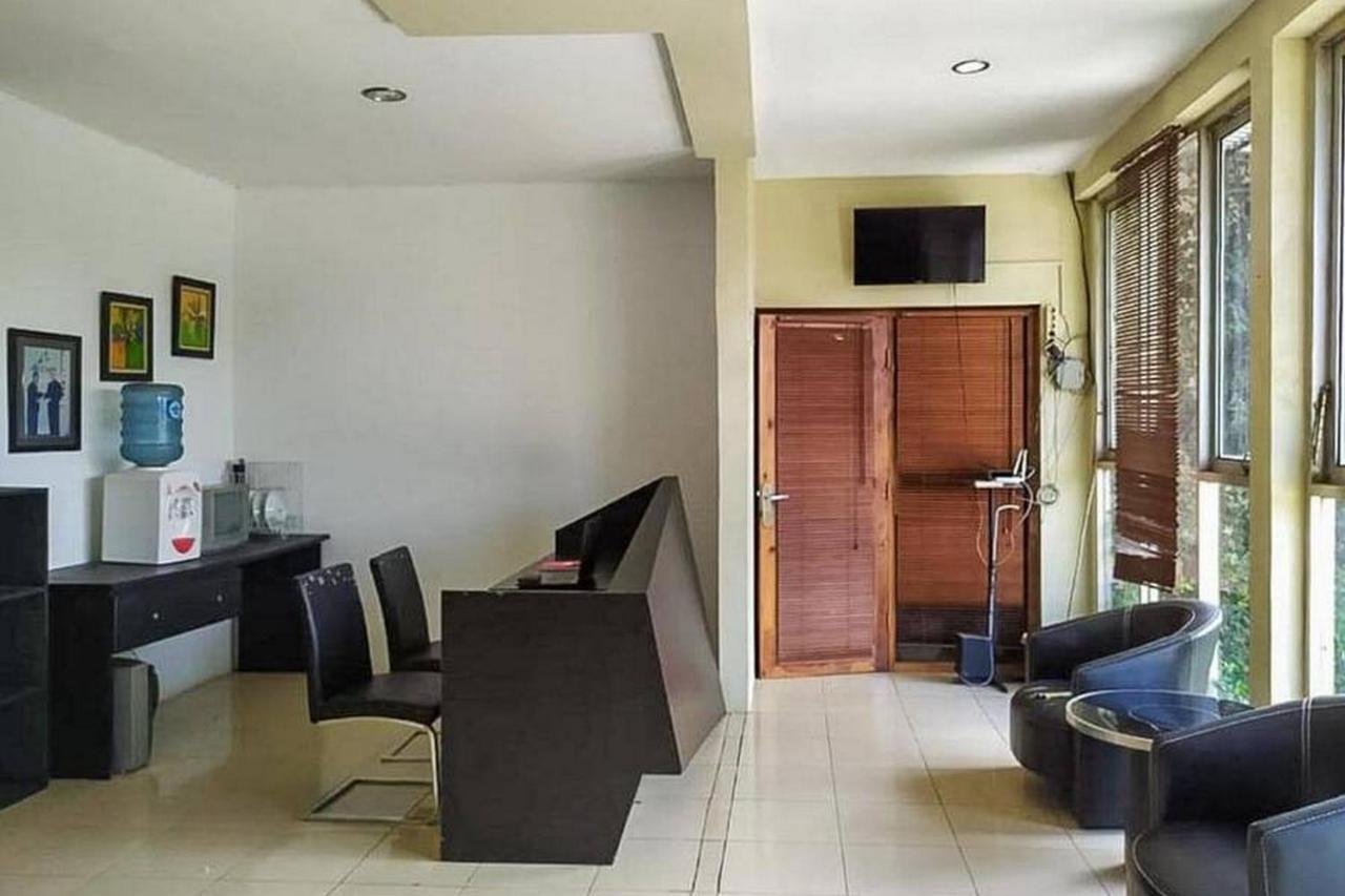 Graha Ht Sumantri Mitra Reddoorz Hotel Tasikmalaya Exterior photo